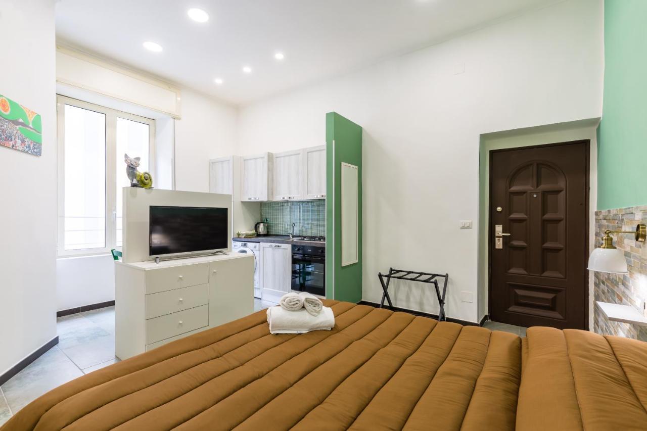 Gelso Complex Studios And Flat By Napoliapartments Bagian luar foto