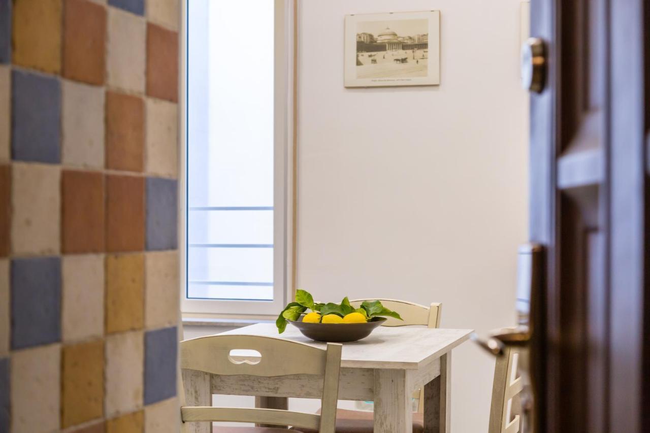 Gelso Complex Studios And Flat By Napoliapartments Bagian luar foto