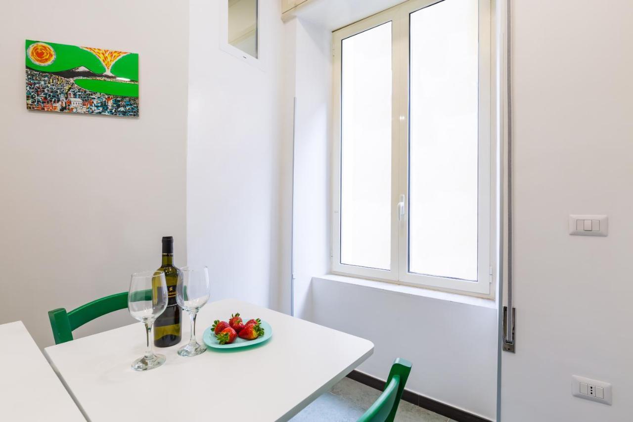 Gelso Complex Studios And Flat By Napoliapartments Bagian luar foto