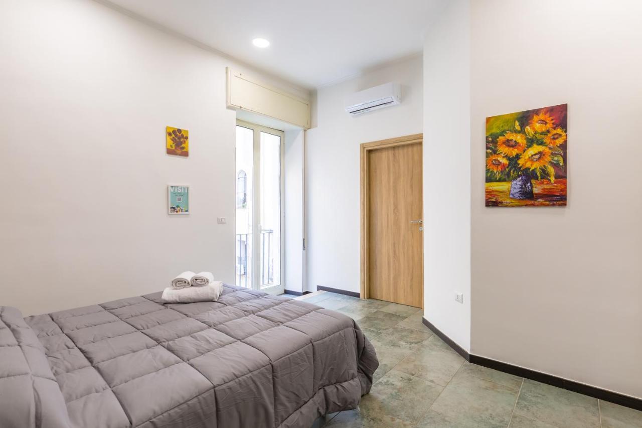 Gelso Complex Studios And Flat By Napoliapartments Bagian luar foto
