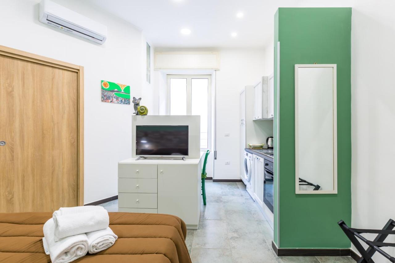 Gelso Complex Studios And Flat By Napoliapartments Bagian luar foto