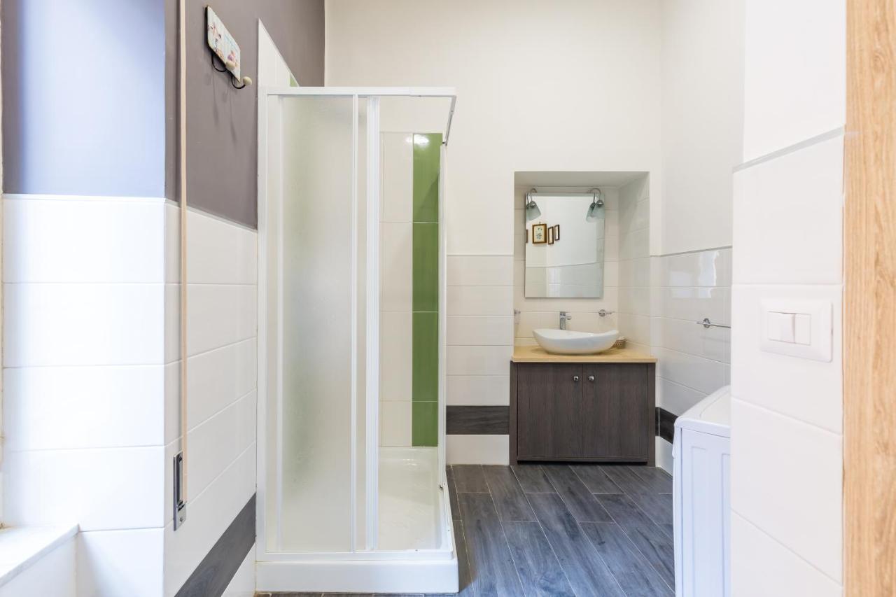 Gelso Complex Studios And Flat By Napoliapartments Bagian luar foto