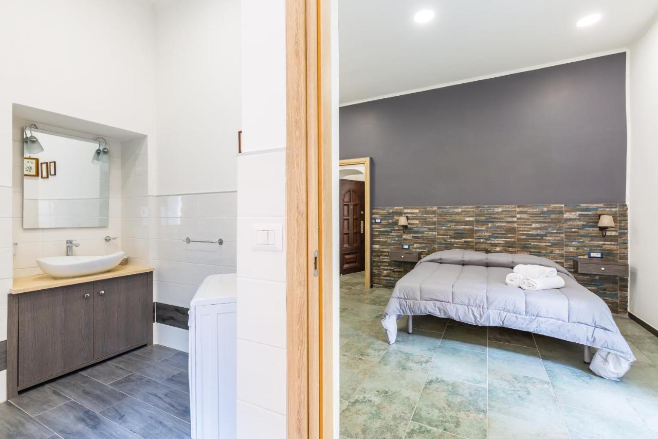 Gelso Complex Studios And Flat By Napoliapartments Bagian luar foto