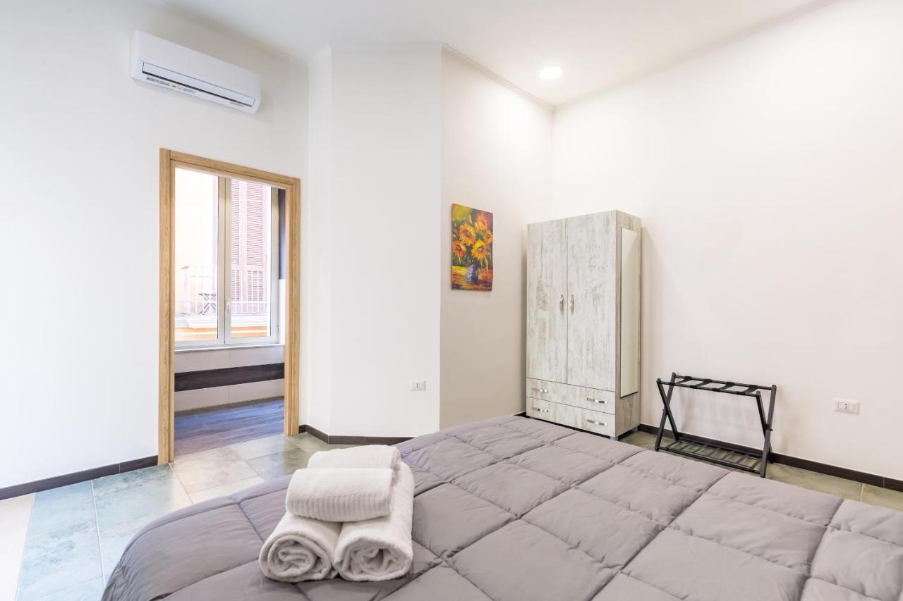 Gelso Complex Studios And Flat By Napoliapartments Bagian luar foto