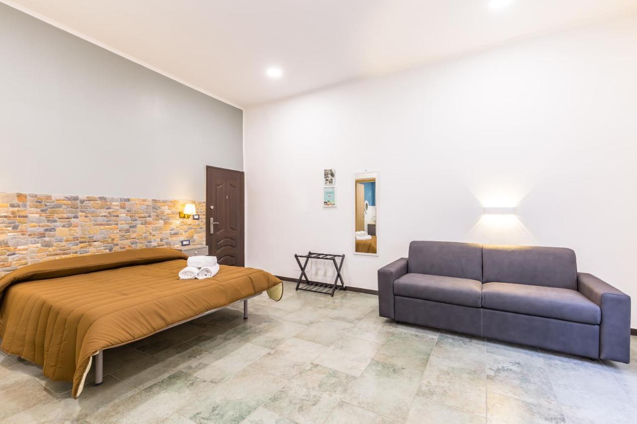 Gelso Complex Studios And Flat By Napoliapartments Bagian luar foto